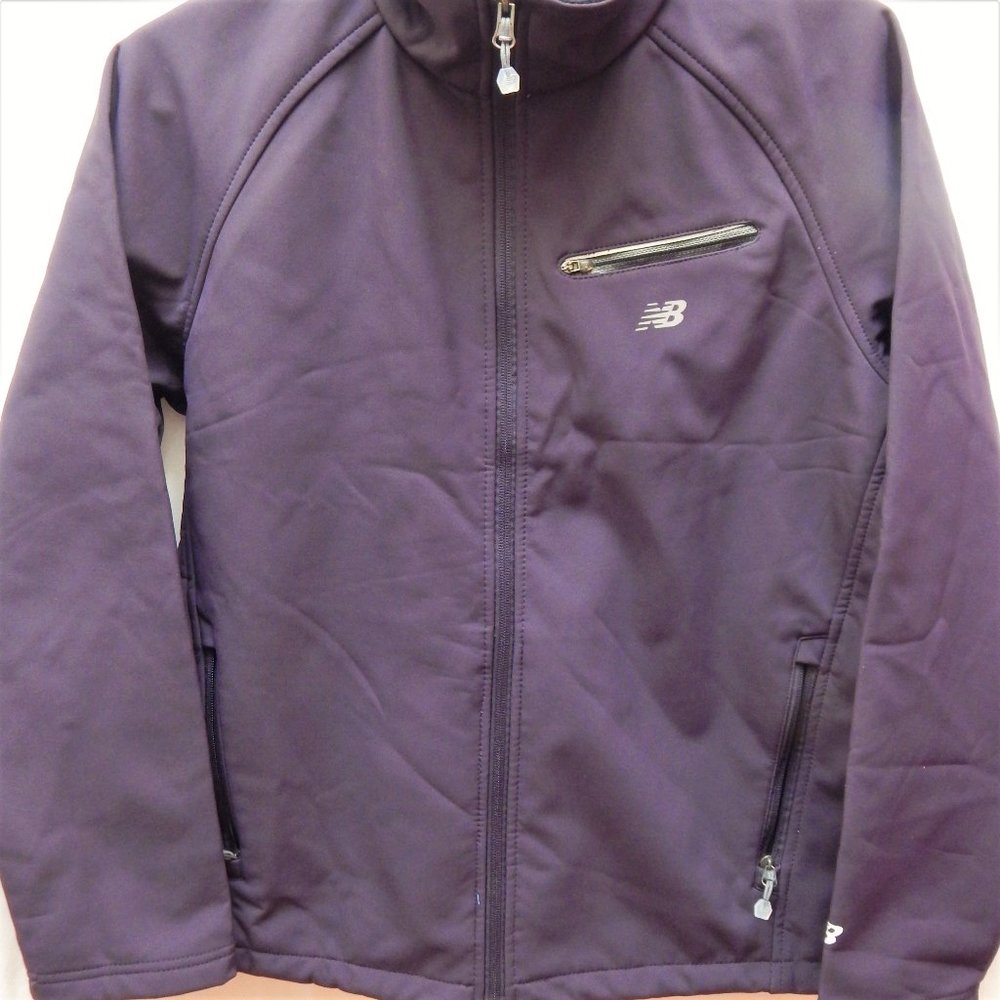 NWT Jacket New Balance women Fleece Size L Water Resistant